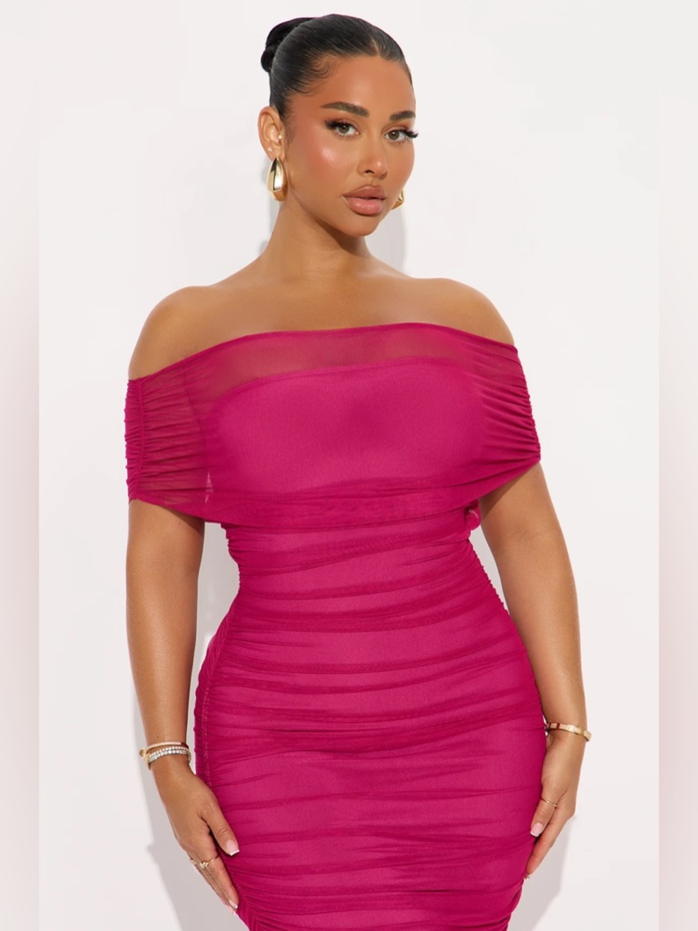 🌺💖🌸Off-Shoulder Fuchsia Ruched Bodycon Dress